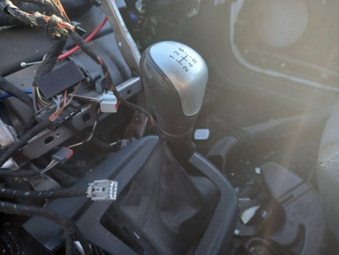 Nuca schimbator Ford Fiesta 6  OEM 2008-2021