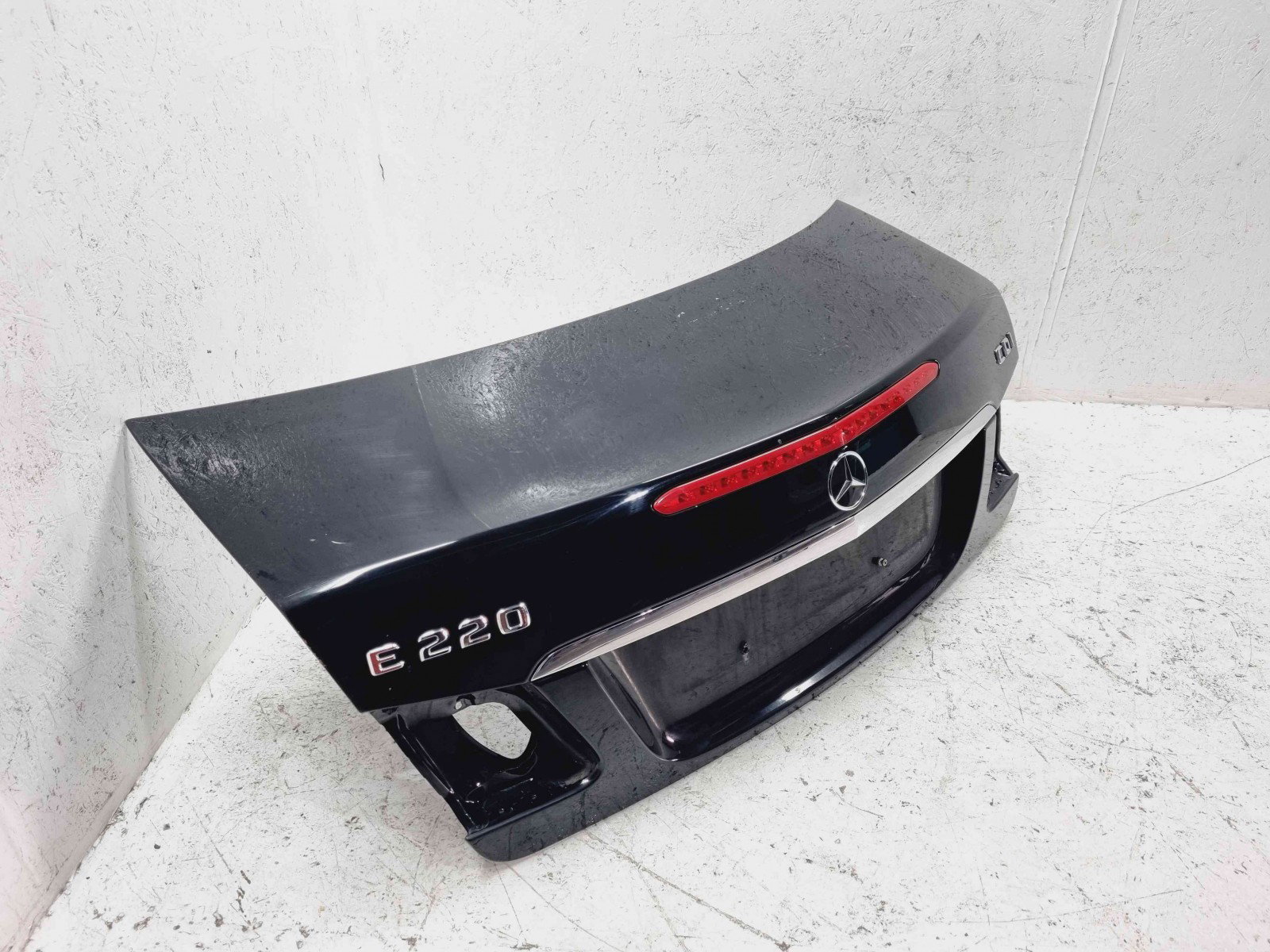 Capota portbagaj Mercedes Clasa E (W207) Coupe AMG [Fabr 2009-2012] 040 Unilack Negru - imagine 2