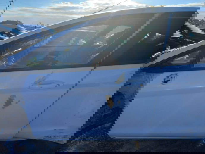 Usa stanga fata Ford Fiesta 6  OEM 2008-2021