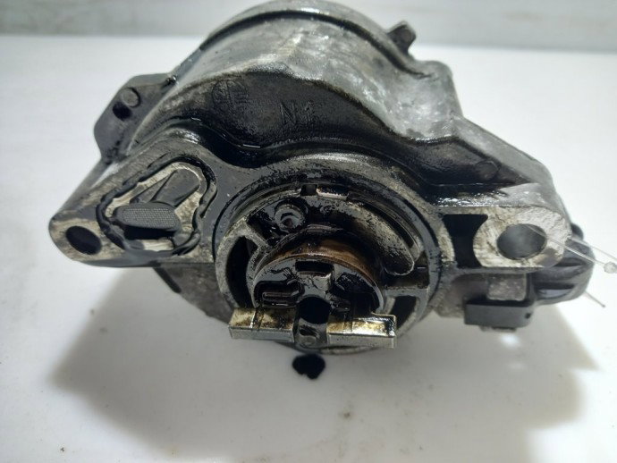 Pompa vacuum Ford Focus 2 1.6tdci OEM 2004-2012