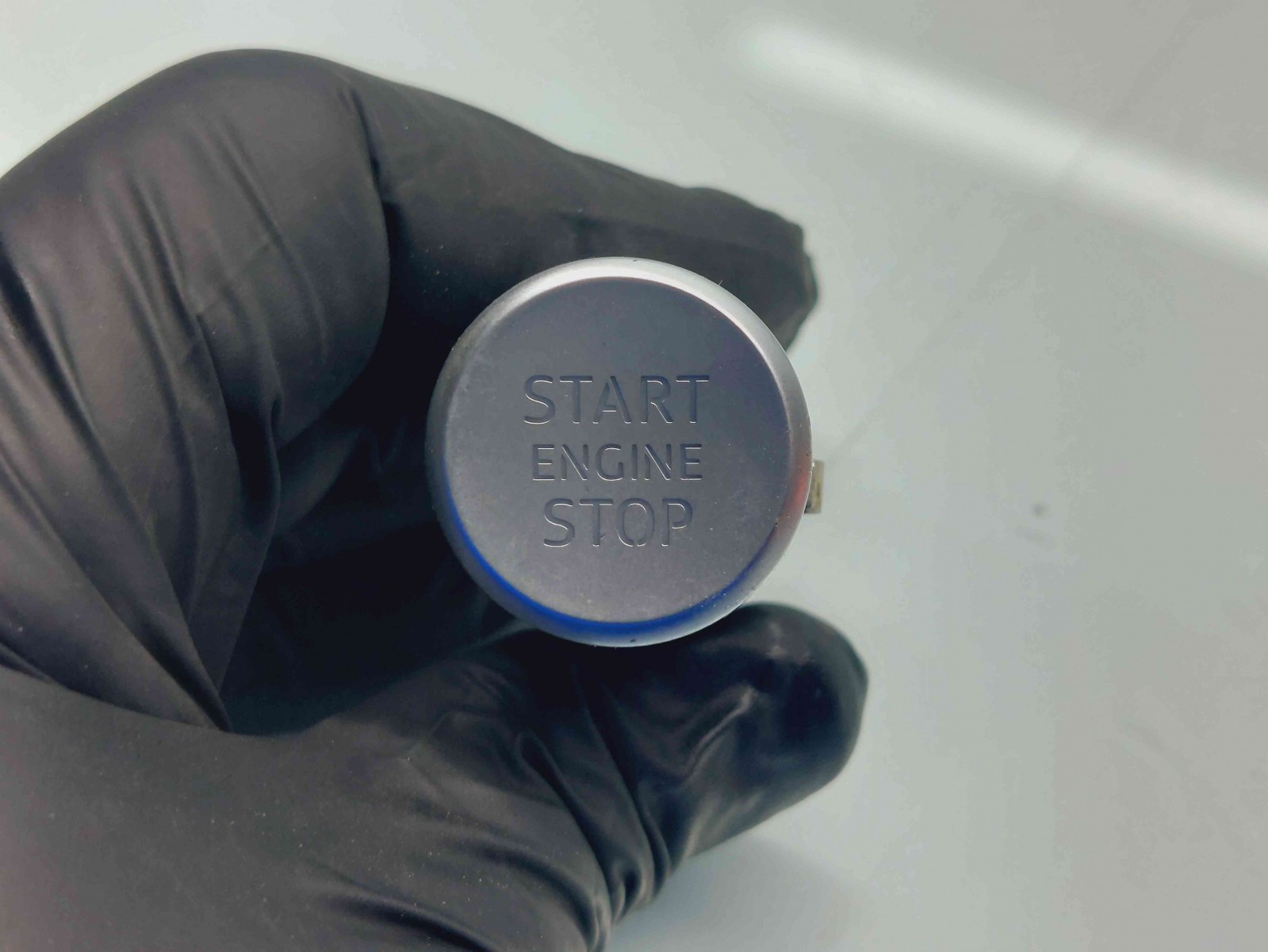 Buton START/STOP Audi A4 (8W2, B9) [Fabr 2015-2023] 8W29050217F - imagine 1