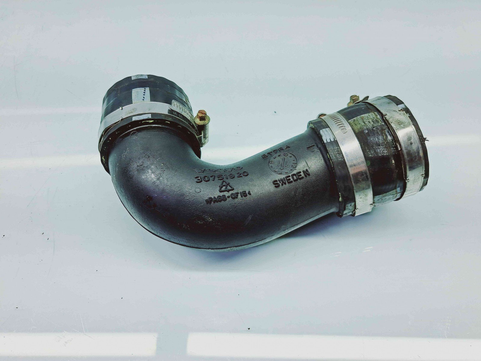 Tub intercooler Volvo XC60 [Fabr 2008-2017] 30751920 2.4 D5244T 151KW / 205CP 2.4 D5244T 151KW / 205CP - imagine 1