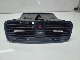  Grila aerisire centrala Skoda Yeti (5L) [Fabr 2009-2020] 5L0820951