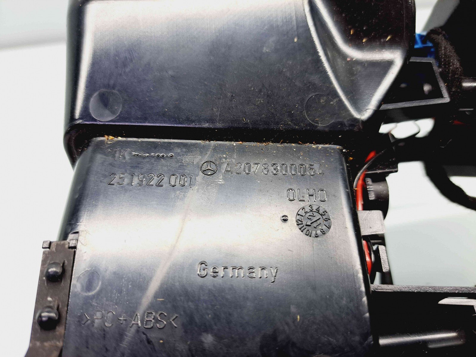 Grila aerisire centrala Mercedes Clasa E (W207) Coupe AMG [Fabr 2009-2012] A2078300054 - imagine 6