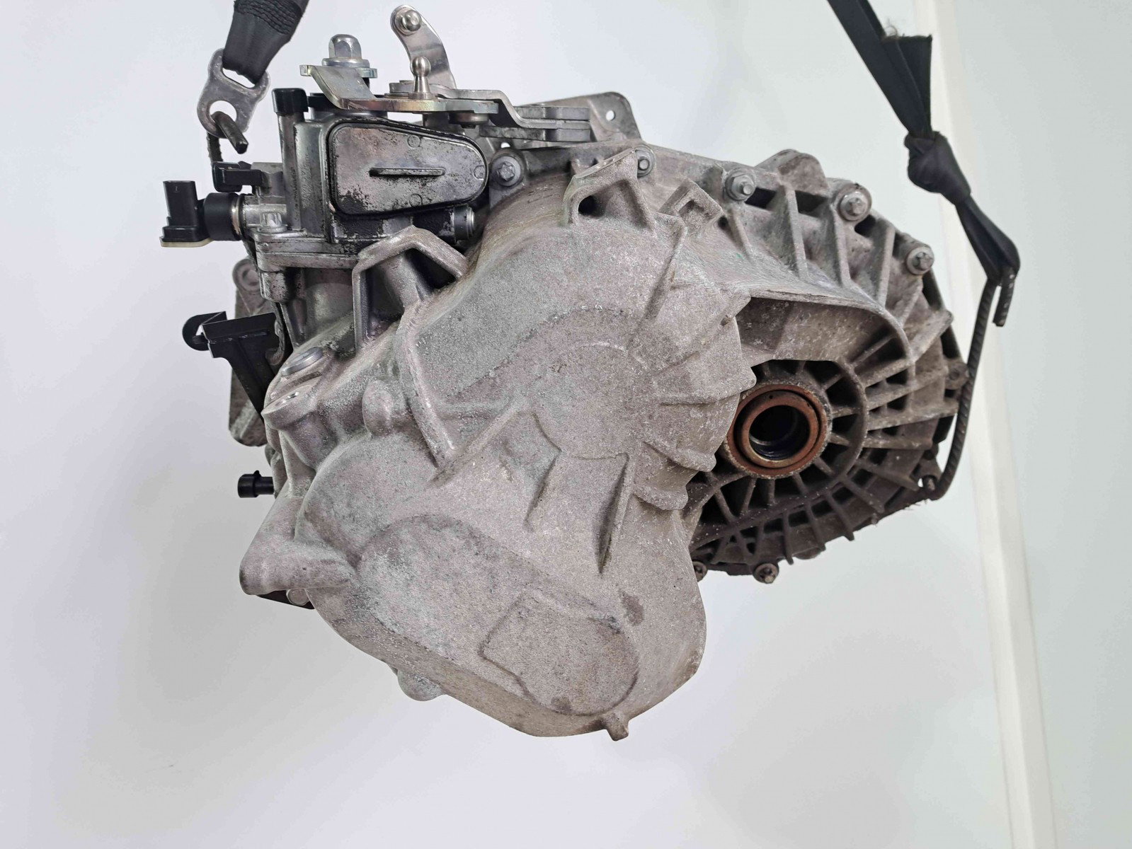 Cutie viteze manuala 6 trepte Opel Astra J Coupe GTC [Fabr 2009-2015] F40 55564375 2.0 CDTI A20DTH - imagine 2