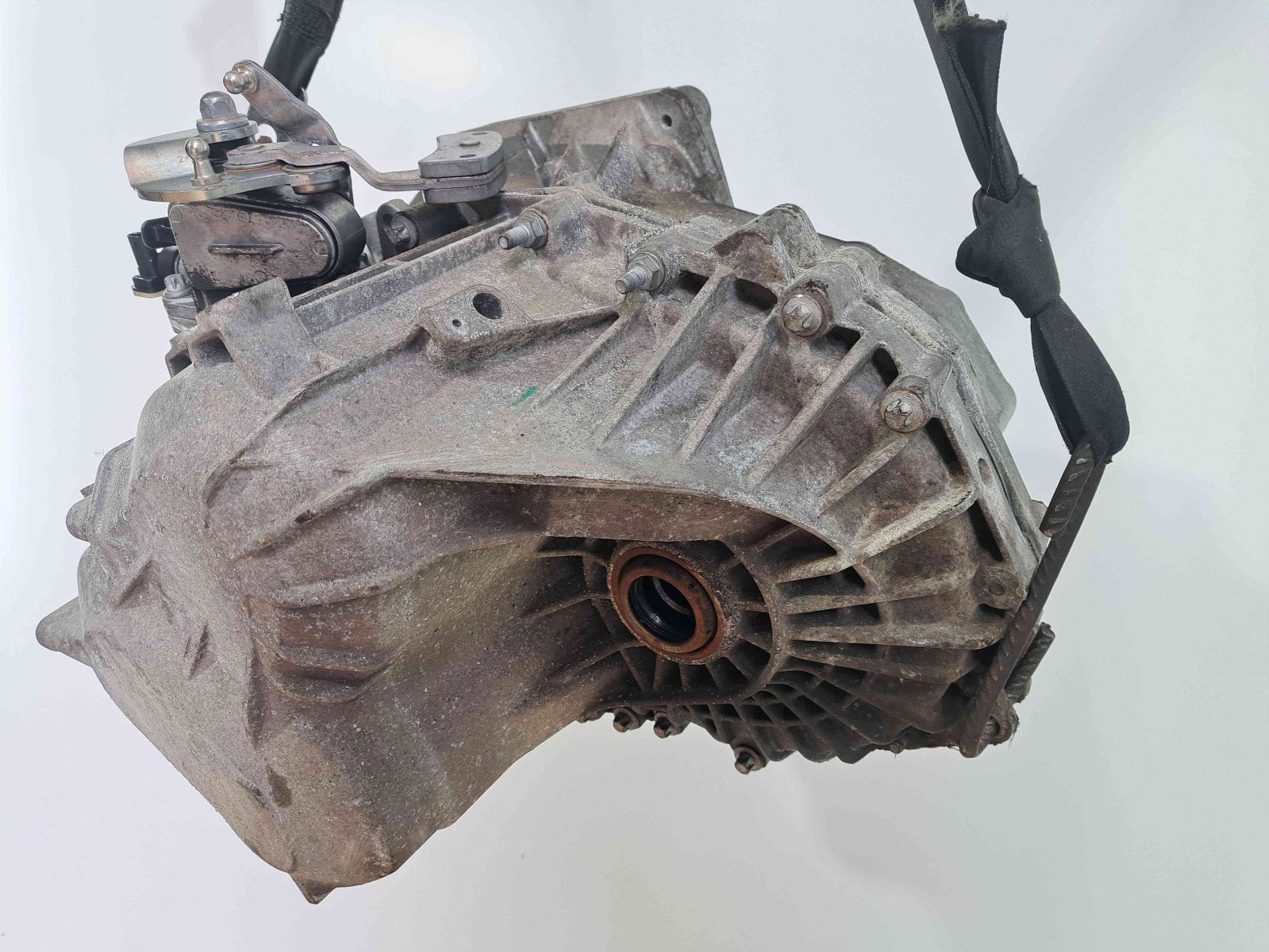 Cutie viteze manuala 6 trepte Opel Astra J Coupe GTC [Fabr 2009-2015] F40 55564375 2.0 CDTI A20DTH - imagine 3