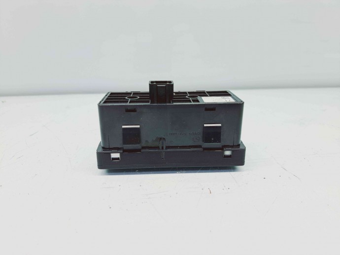  Butoane comenzi consola centrala MAZDA 3 Fastback [Fabr 2003-2009] GKM266170A