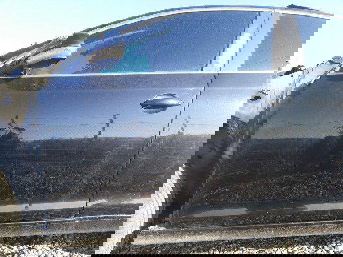 Usa stanga fata Volkswagen Jetta 2.0 BKD L041 2005-2010