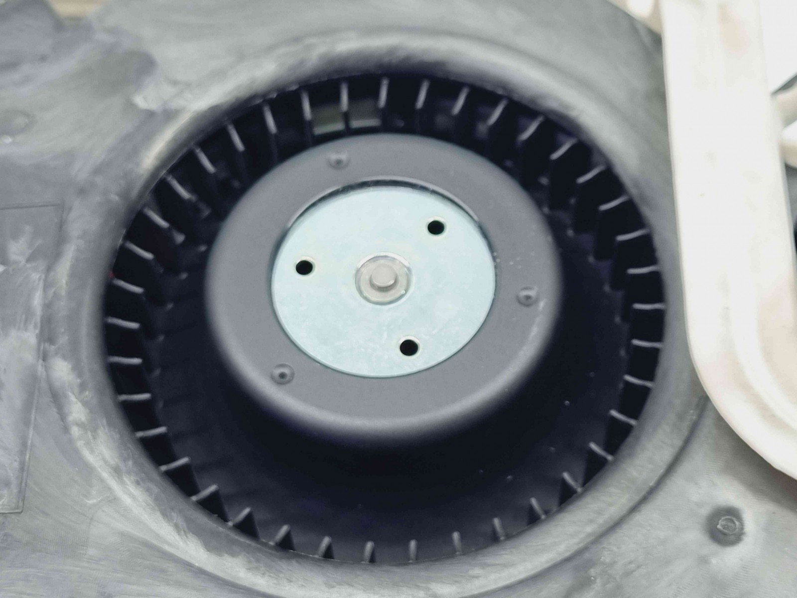 Aeroterma spate Mercedes Clasa E (W212) Facelift [Fabr 2009-2016] A2048300008 - imagine 2