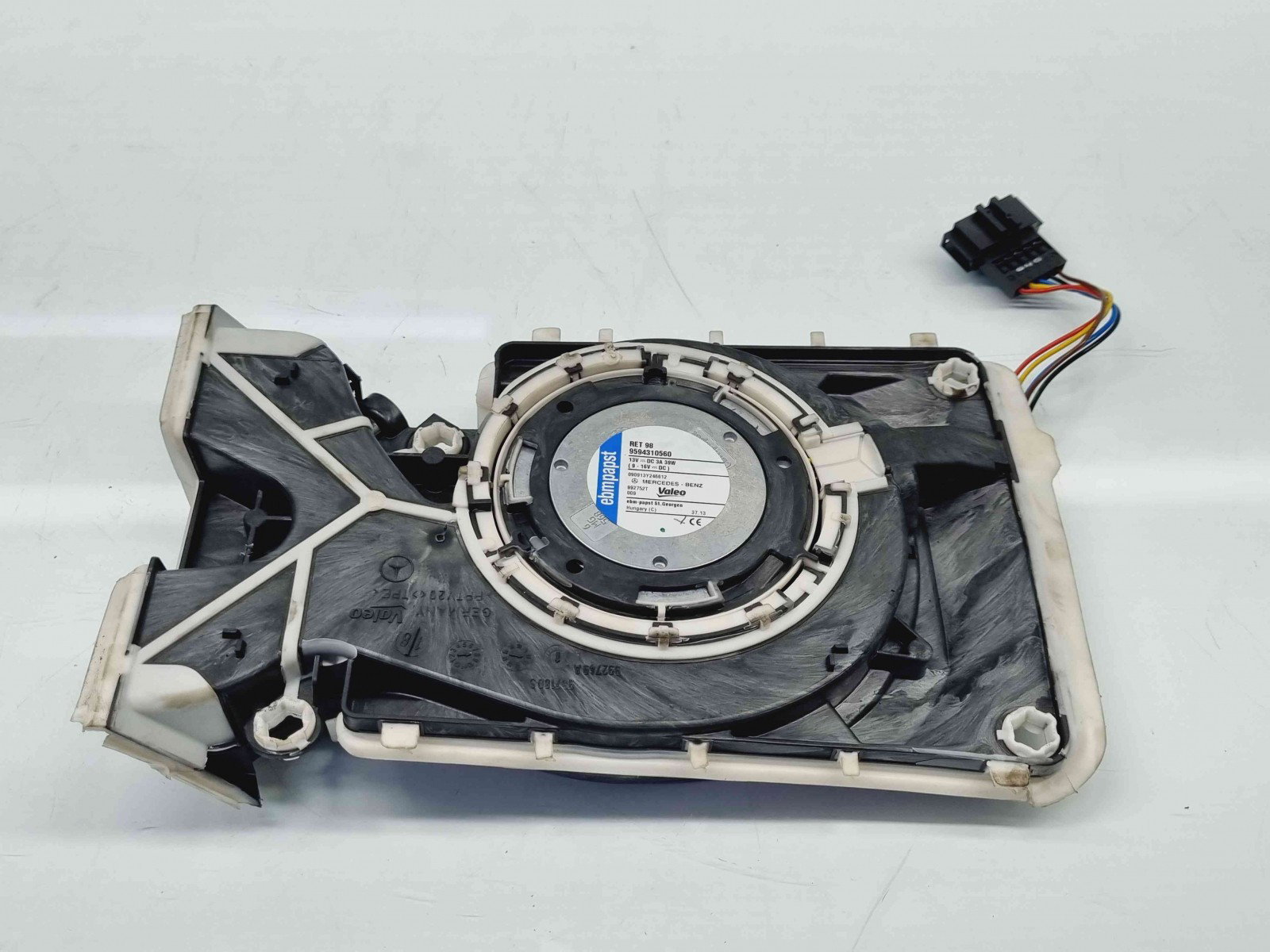 Aeroterma spate Mercedes Clasa E (W212) Facelift [Fabr 2009-2016] A2048300008 - imagine 5