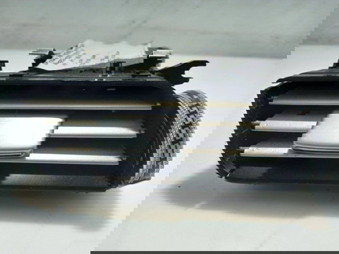 Grila aerisire stanga Mercedes E220 W212 2.2 CDI OEM 2009-2016