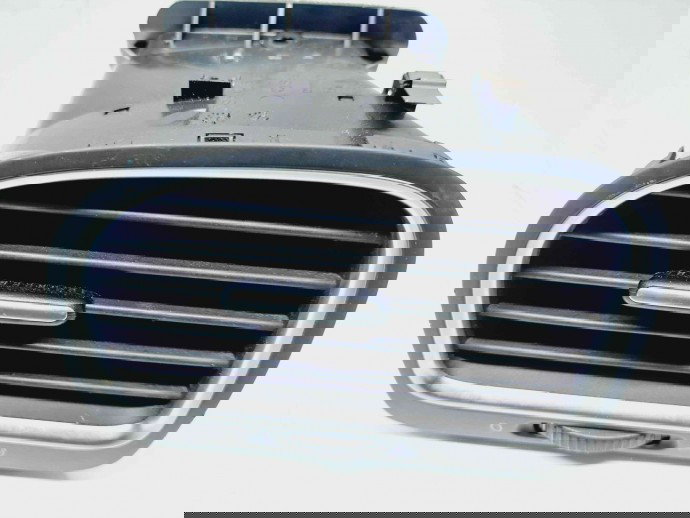  Grila aerisire stanga Volkswagen Golf 6 (5K1) GTD [Fabr 2009-2013] 5K0819709