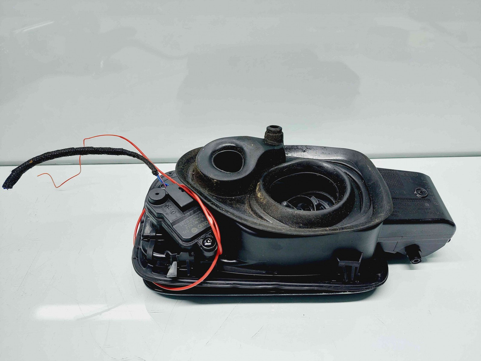 Capac rezervor Audi A4 (8W2, B9) [Fabr 2015-2023] 8W0809906A/L79B - imagine 5