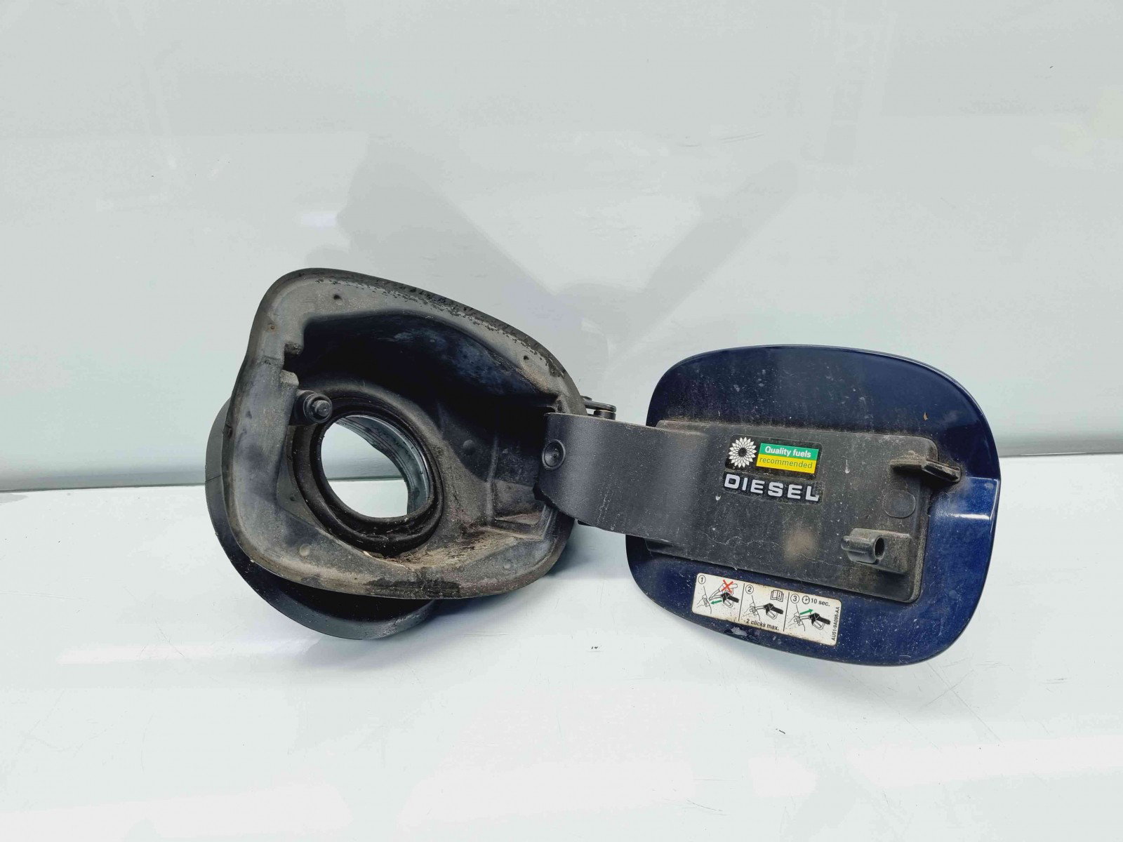 Capac rezervor Ford Mondeo 4 Sedan Facelift [Fabr 2007-2015] Ink Blue Metallic - imagine 2