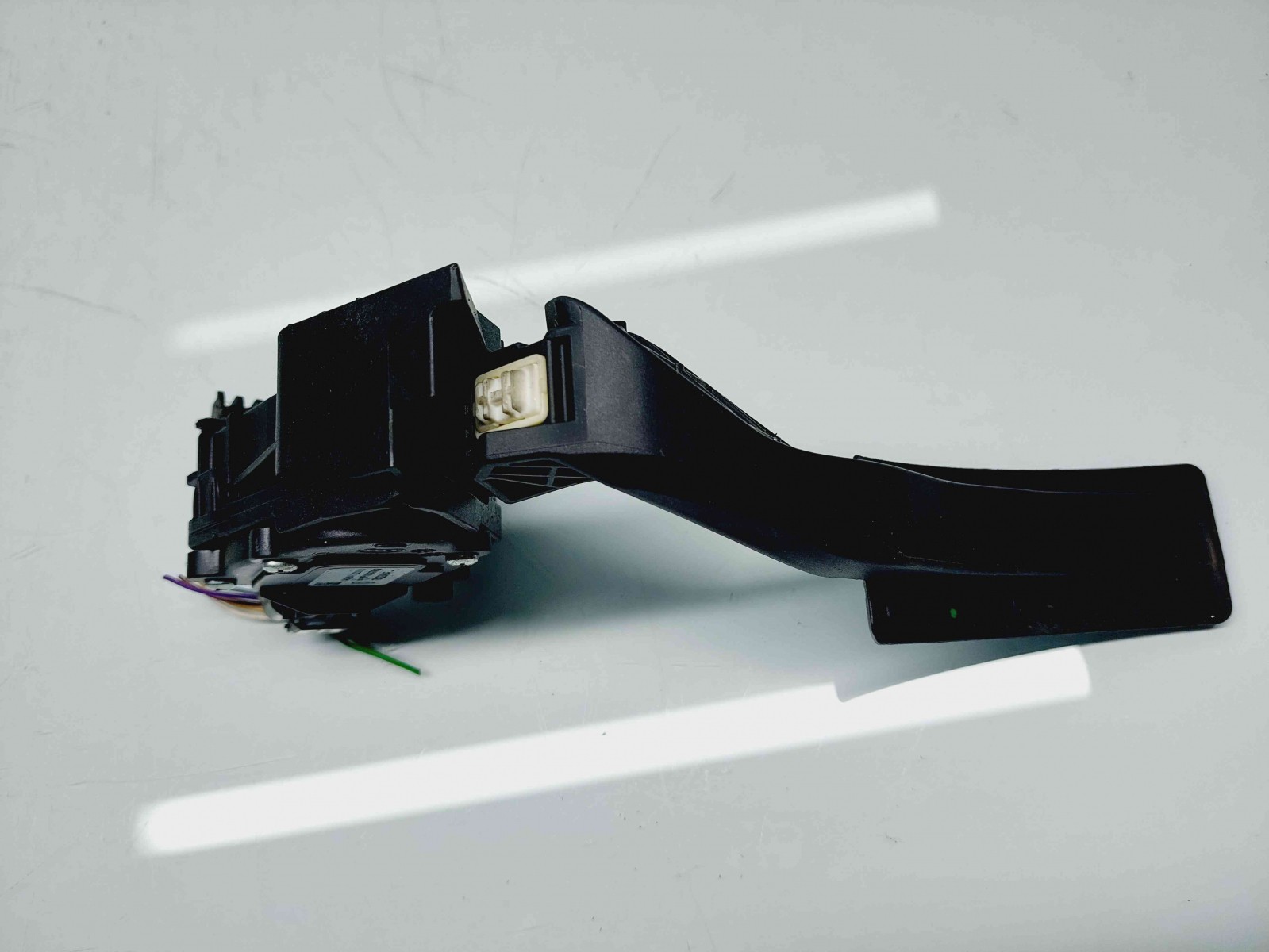 Pedala acceleratie Renault Clio 4 (B98) Hatchback [Fabr 2012-2020] 180223454R - imagine 4