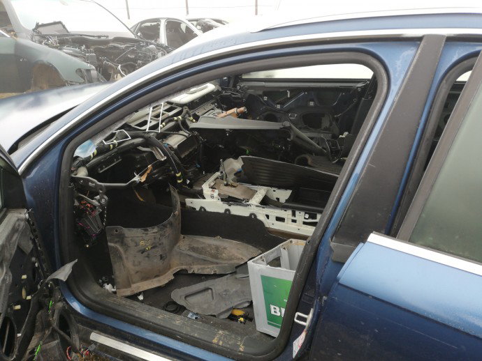 Cheder usa stanga fata Audi A6 C6 break 2.0 diesel BRE OEM 2005-2010