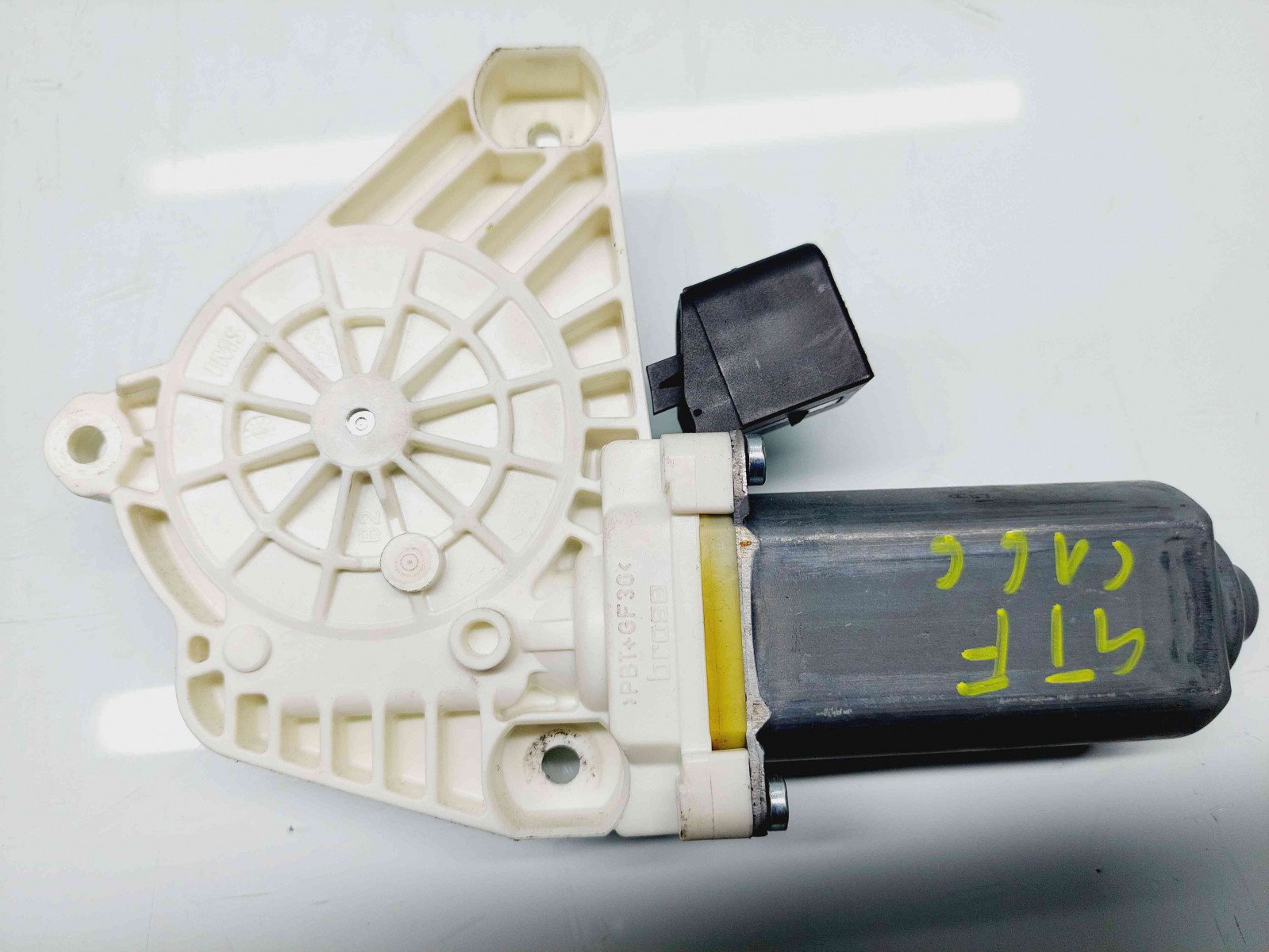 Motoras geam stanga fata Mercedes Clasa E (W207) Coupe AMG [Fabr 2009-2012] A2078200542 - imagine 4