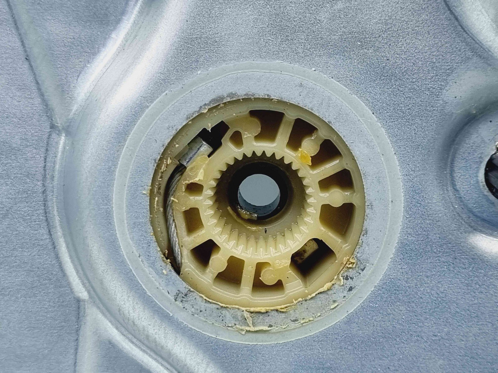 Macara electrica geam dreapta spate Skoda Yeti (5L) [Fabr 2009-2020] 5L0839402A - imagine 2