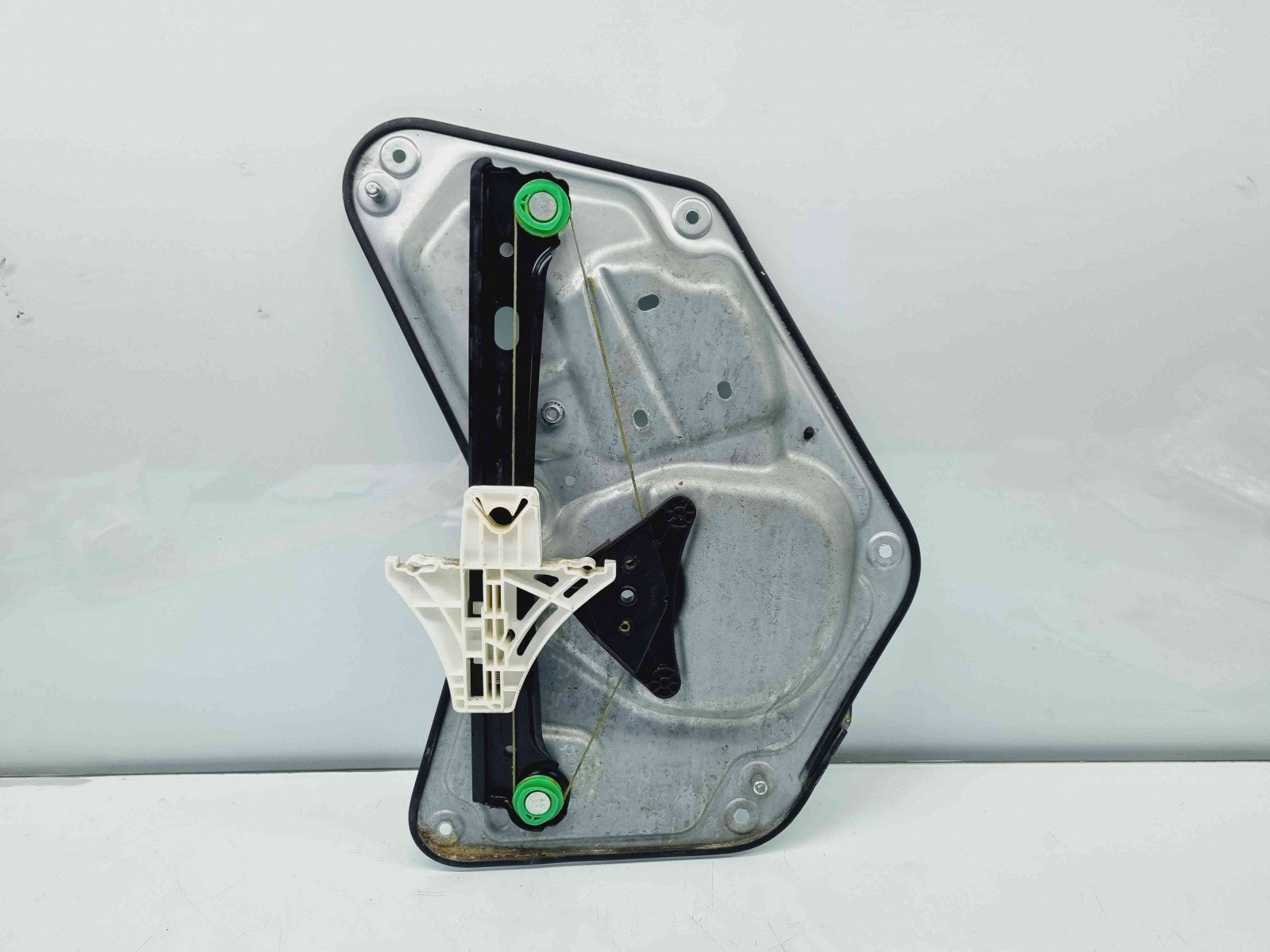 Macara electrica geam dreapta spate Skoda Yeti (5L) [Fabr 2009-2020] 5L0839402A - imagine 4