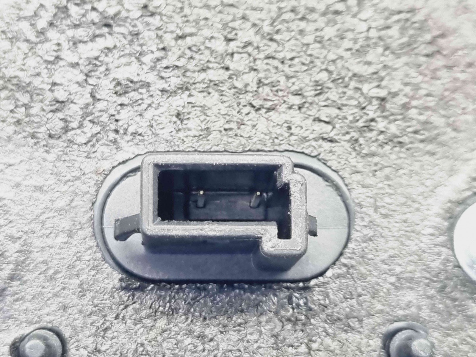 Buton deschidere portbagaj Opel Astra J Coupe GTC [Fabr 2009-2015] OEM - imagine 4