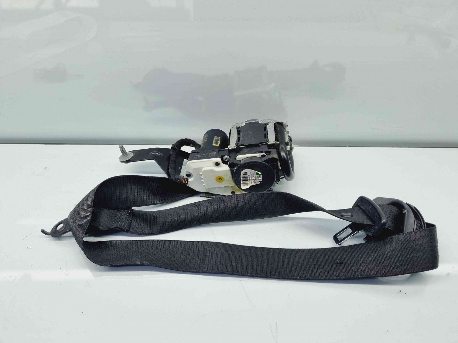 Centura dreapta fata Mercedes Clasa E (W212) Facelift [Fabr 2009-2016] 620048100 - imagine 1