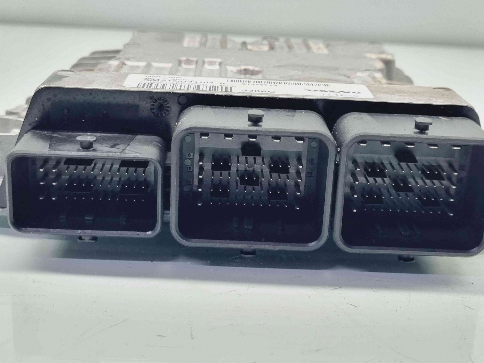 Calculator motor ECU Volvo V40 Rdesign [Fabr 2013-2019] 31355712 1.6 D4162T 84KW / 115CP 1.6 D4162T 84KW / 115CP - imagine 3
