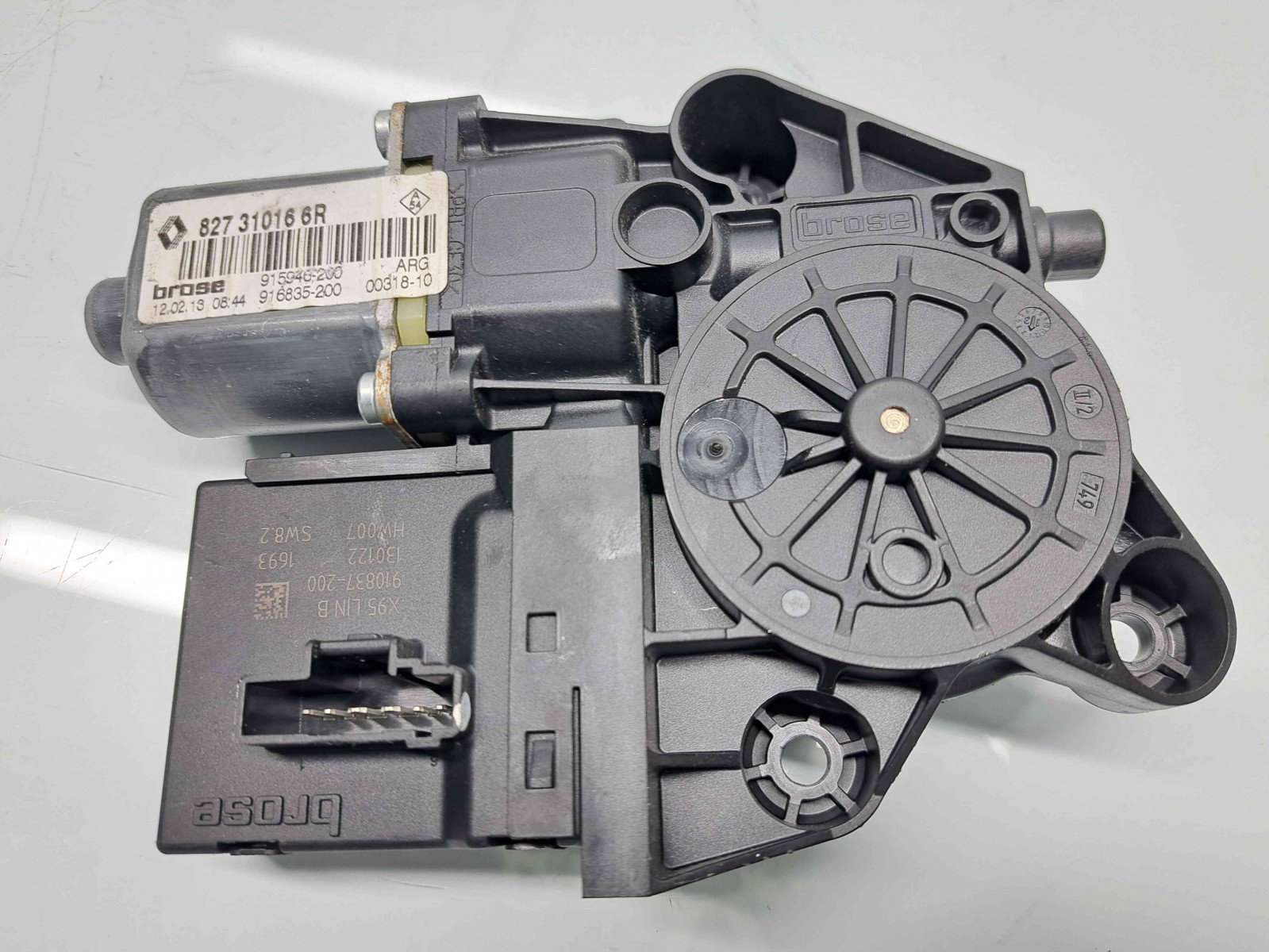 Motoras geam stanga spate Renault Scenic 3 (J95) Facelift [Fabr 2009-2015] 827310166R