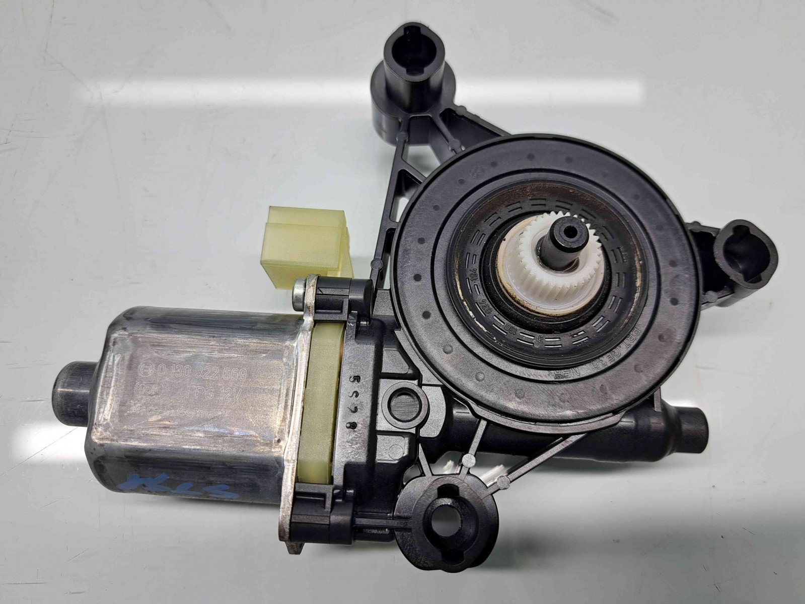 Motoras geam stanga spate Audi A4 (8W2, B9) [Fabr 2015-2023] 8W0959811 - imagine 4