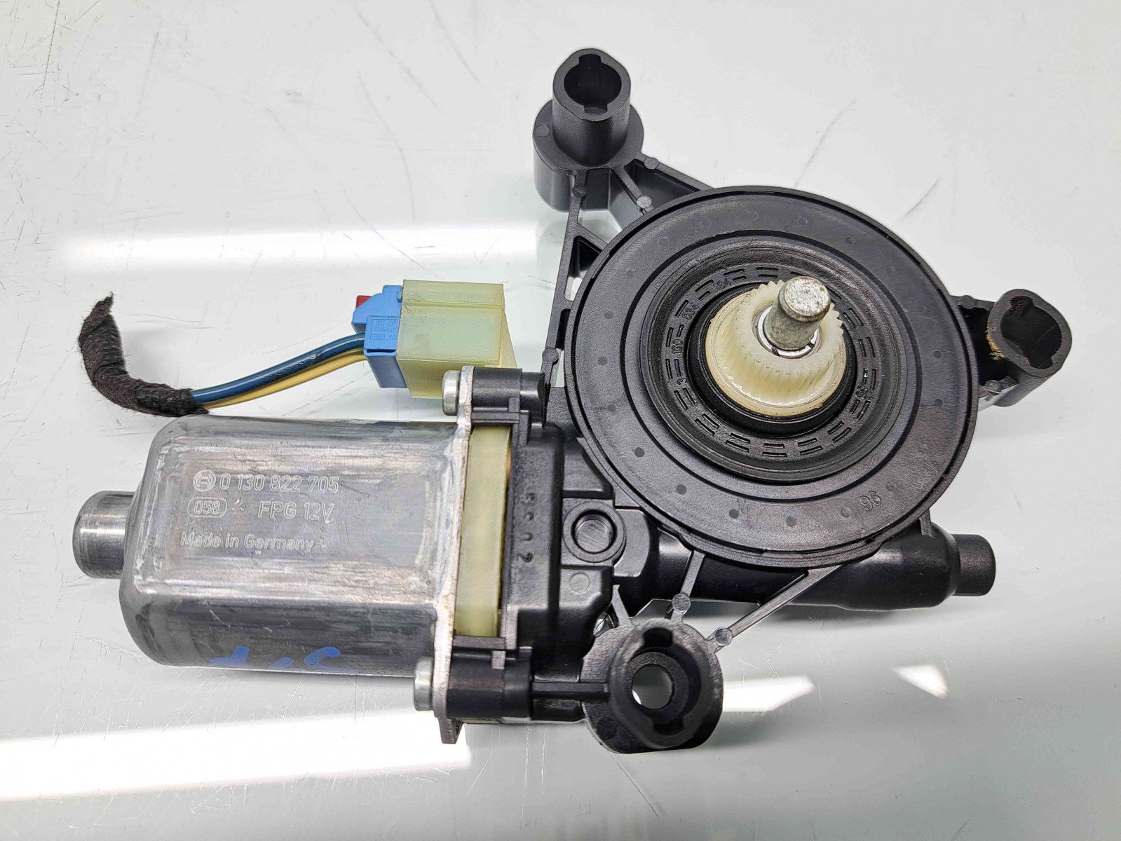 Motoras geam stanga fata Audi A4 (8W2, B9) [Fabr 2015-2023] 8W0959801 - imagine 3