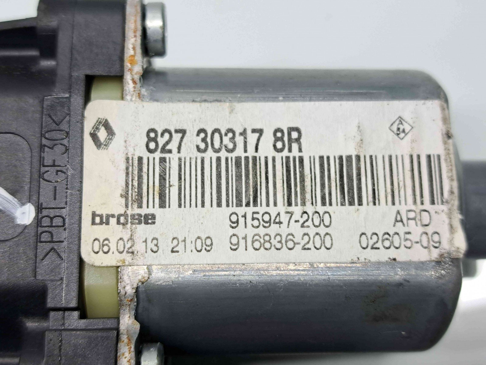 Motoras geam dreapta spate Renault Scenic 3 (J95) Facelift [Fabr 2009-2015] 827303178R - imagine 2