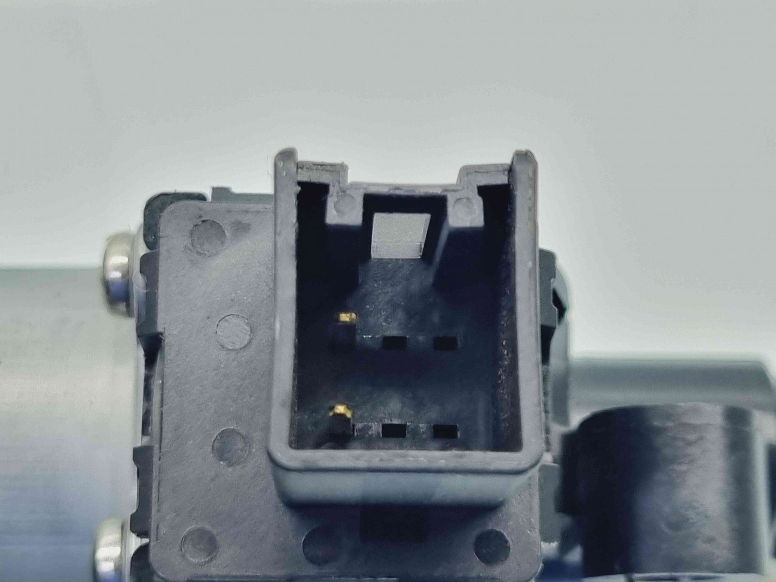 Motoras geam dreapta spate MAZDA 3 Fastback [Fabr 2003-2009] BHN95858X - imagine 3