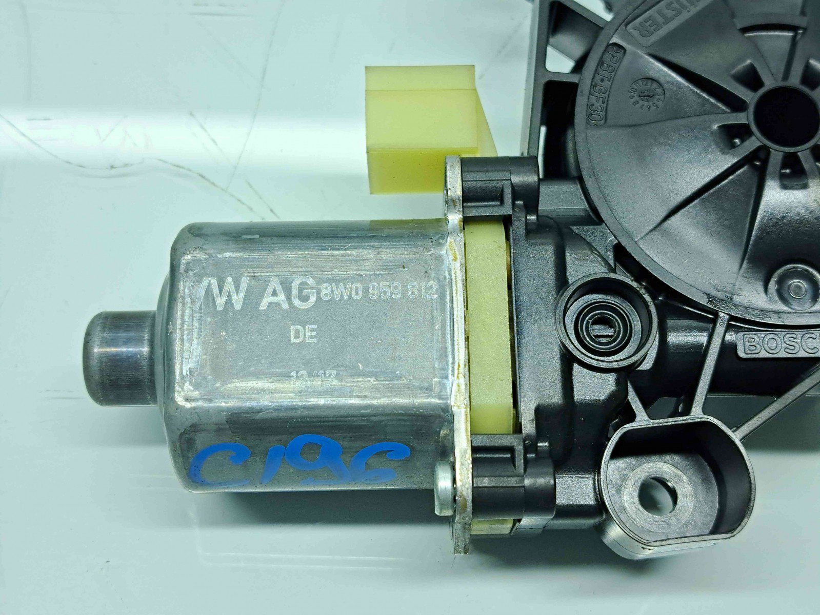 Motoras geam dreapta spate Audi A4 (8W2, B9) [Fabr 2015-2023] 8W0959812 - imagine 2