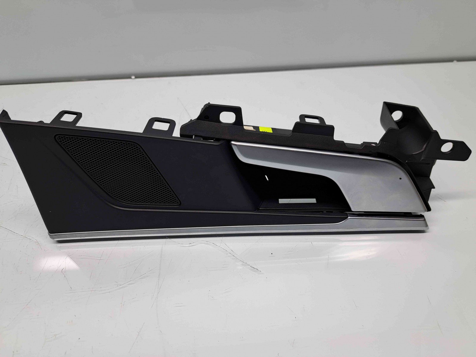 Maner interior stanga spate Audi A4 (8W2, B9) [Fabr 2015-2023] 8W0839019A - imagine 5