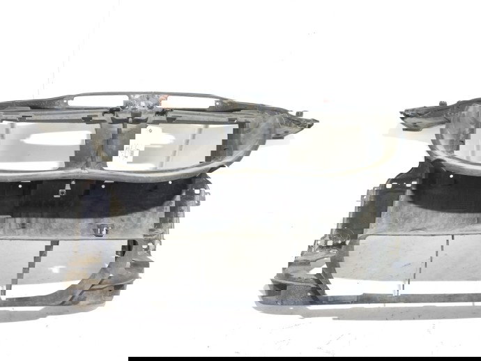 Trager BMW 320i E90 2.0 benz OEM 2005-2011