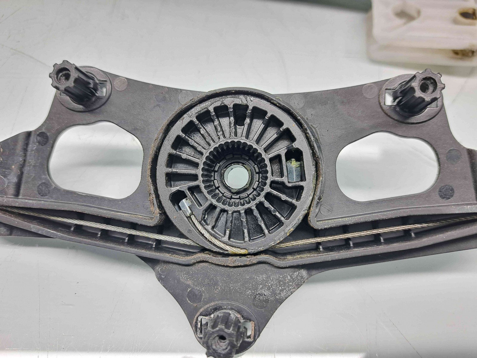 Macara electrica geam dreapta spate Audi A4 (8W2, B9) [Fabr 2015-2023] 8W0839462 - imagine 3