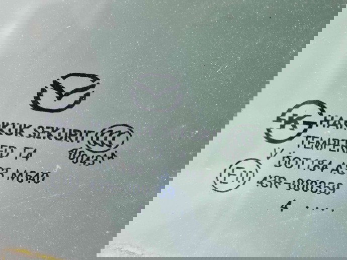 Geam usa dreapta spate MAZDA 3 Fastback [Fabr 2003-2009] OEM