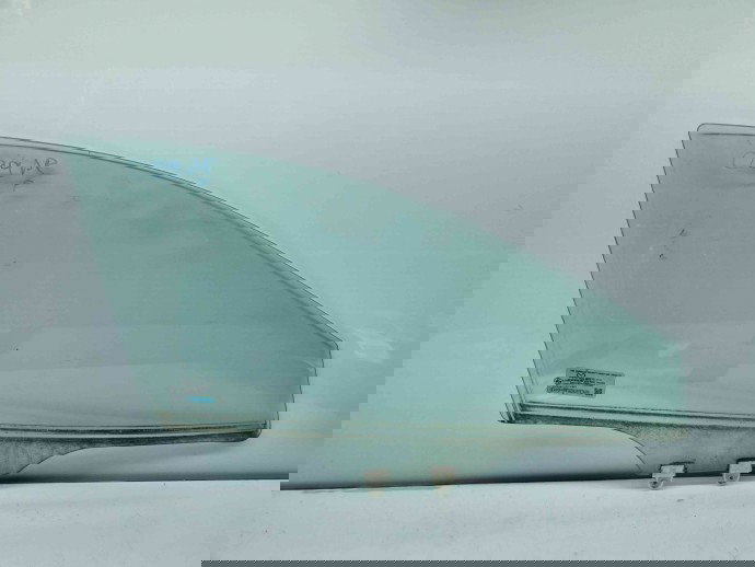 Geam usa dreapta fata MAZDA 3 Fastback [Fabr 2003-2009] OEM