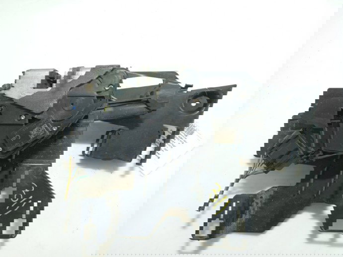 Broasca stanga fata Ford Fiesta 6 1.4 8A6AA21813 2008-2021