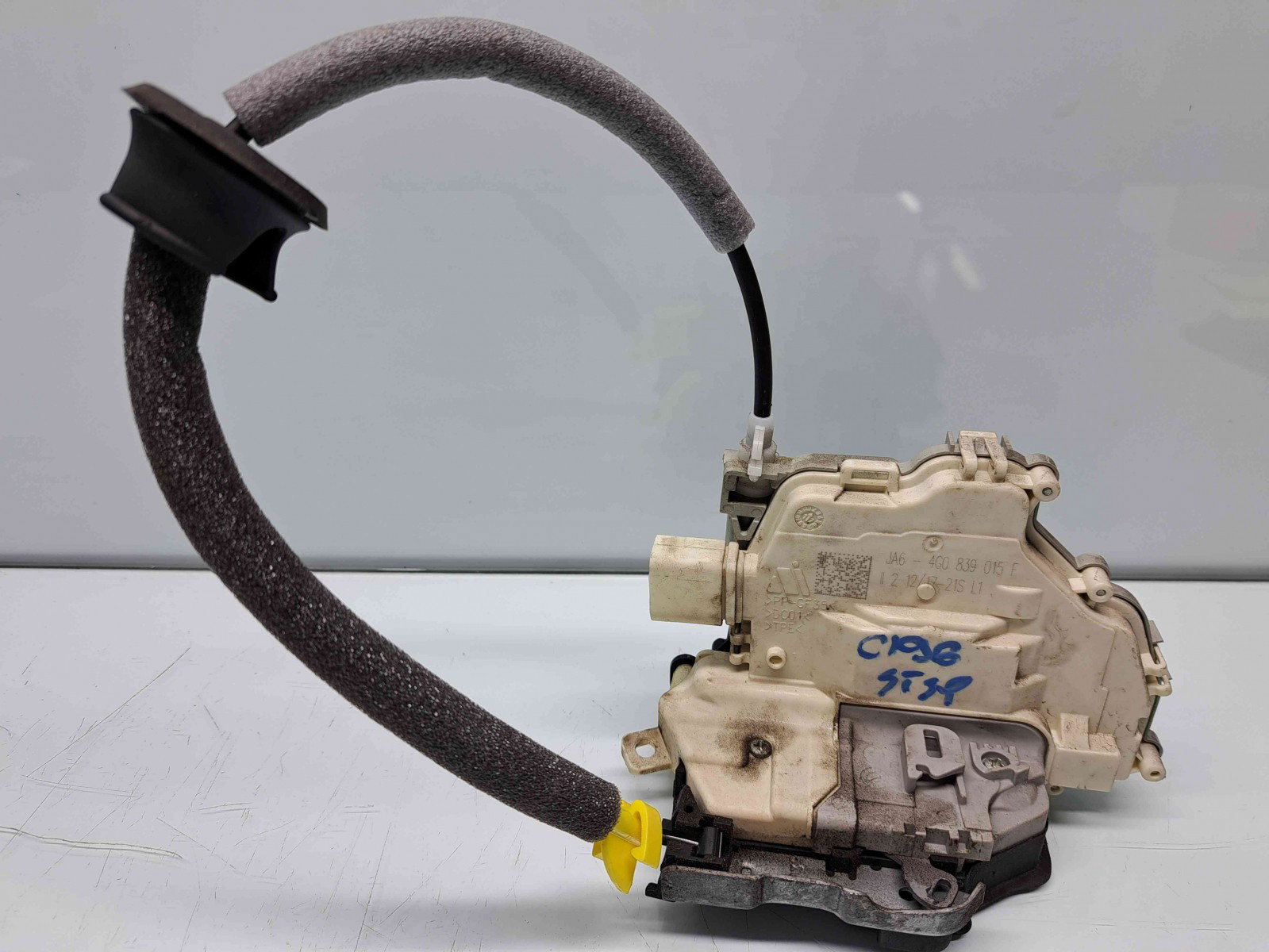 Broasca usa stanga spate Audi A4 (8W2, B9) [Fabr 2015-2023] 4G0839015F - imagine 1