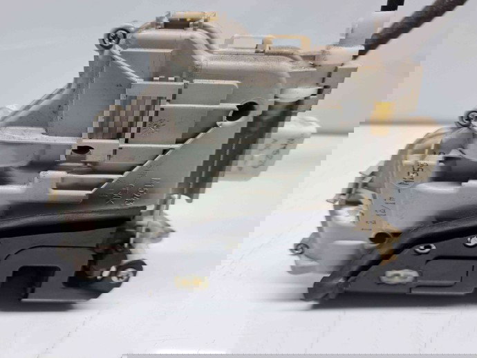 Broasca usa stanga spate Audi A4 (8W2, B9) [Fabr 2015-2023] 4G0839015F