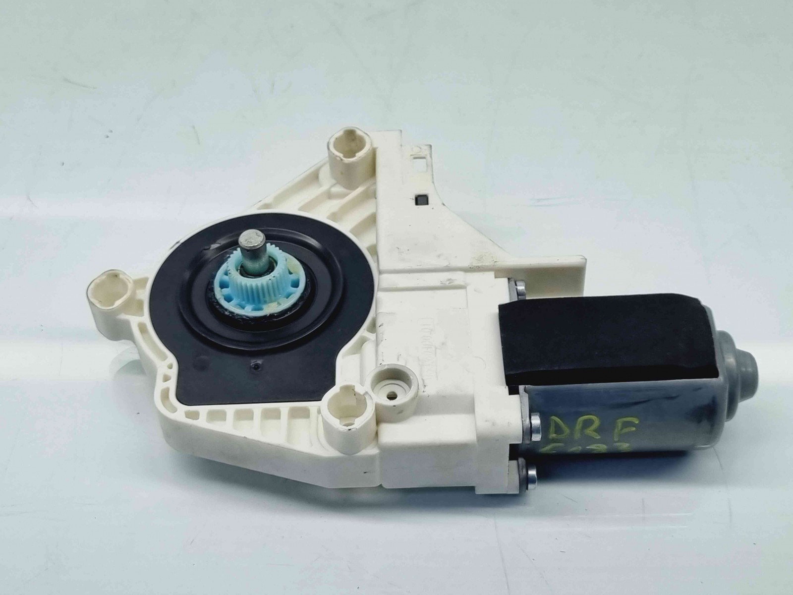 Motoras geam dreapta fata Audi A4 (8K2, B8.5) Facelift [Fabr 2008-2015] 8K0959802A - imagine 1