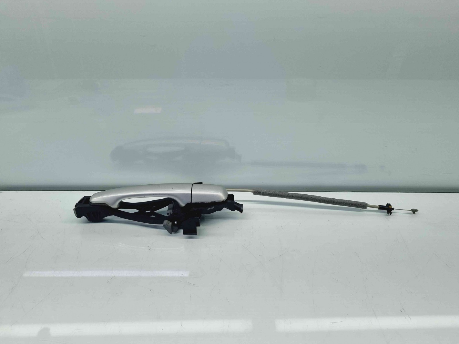 Maner usa stanga fata Volvo XC60 [Fabr 2008-2017] 42600 Silver - imagine 1