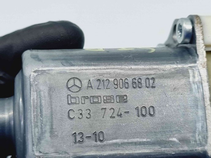 Motoras geam stanga fata Mercedes Clasa E (W212) Facelift [Fabr 2009-2016] A2129066802