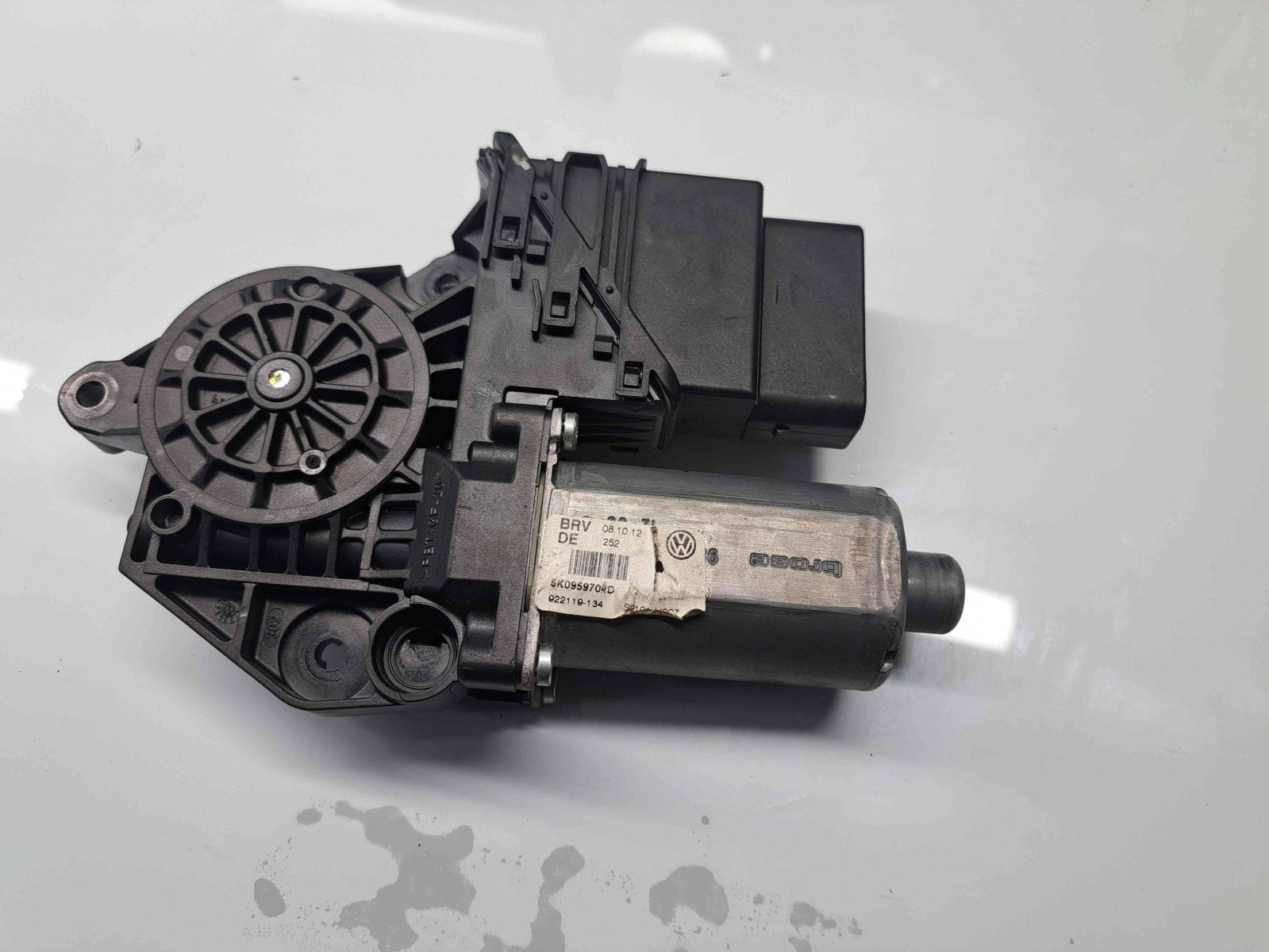 Motoras geam dreapta spate Volkswagen Golf 6 (5K1) GTD [Fabr 2009-2013] 5K0959704D n 5K0959795