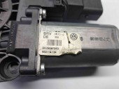 Motoras geam dreapta spate Volkswagen Golf 6 (5K1) GTD [Fabr 2009-2013] 5K0959704D | 5K0959795