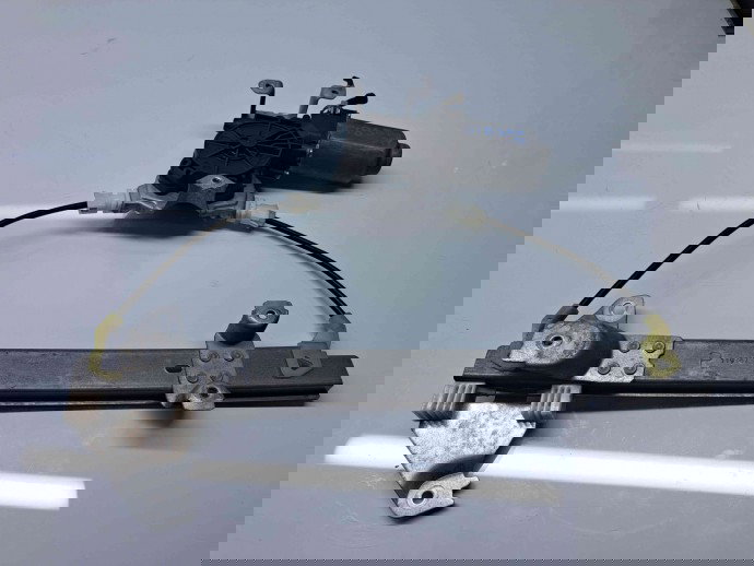 Macara electrica geam dreapta spate Nissan Qashqai Facelift (2) [Fabr 2009-2013] OEM