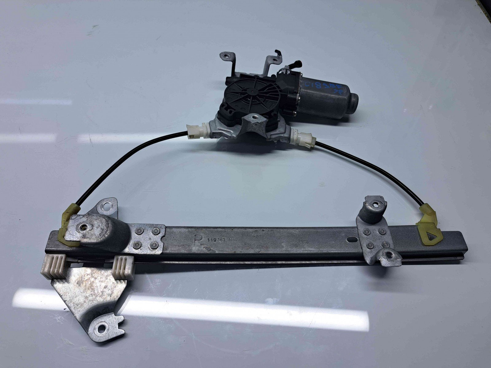 Macara electrica geam dreapta spate Nissan Qashqai Facelift (2) [Fabr 2009-2013] OEM - imagine 1