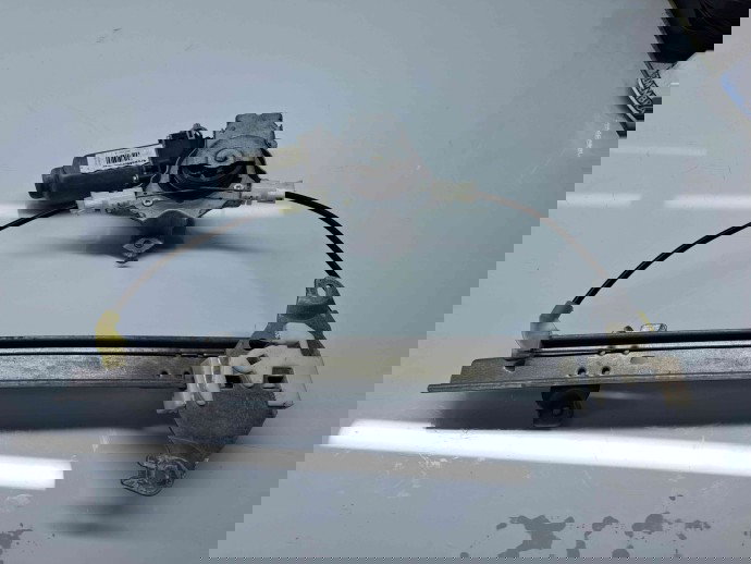 Macara electrica geam dreapta spate Nissan Qashqai Facelift (2) [Fabr 2009-2013] OEM