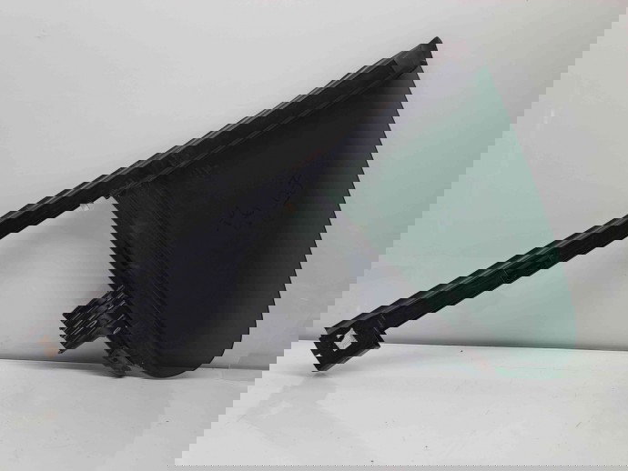 Geam fix usa dreapta spate Volkswagen Passat CC (358) Facelift [Fabr 2012-2016] OEM