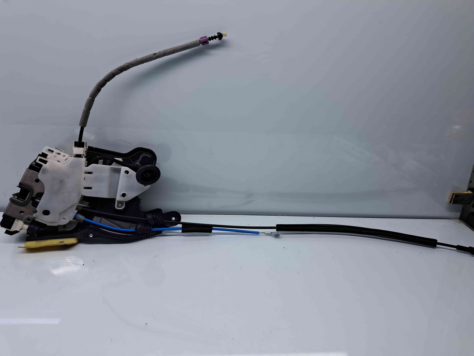 Broasca usa dreapta spate Mercedes Clasa E (W212) Facelift AMG [Fabr 2009-2016] A0997300635 - imagine 1